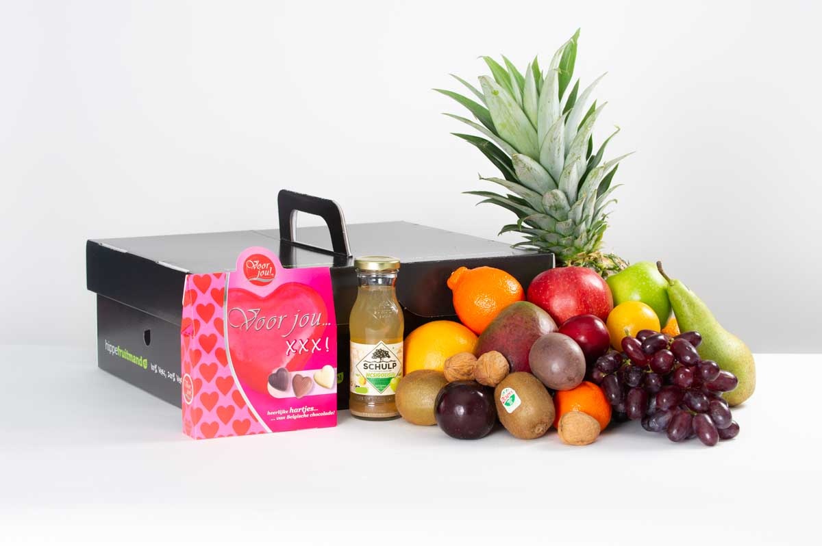 fruitmand veel liefs groot